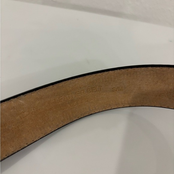 Black Belt with Silver Buckle Unique Toggle Closure Belt Fashion Accessory - Picture 13 of 16